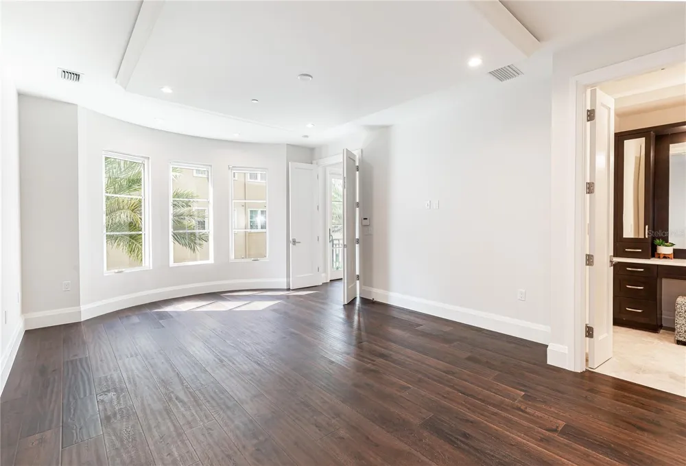 125 S INTERLACHEN AVENUE #2 Winter Park, FL 32789