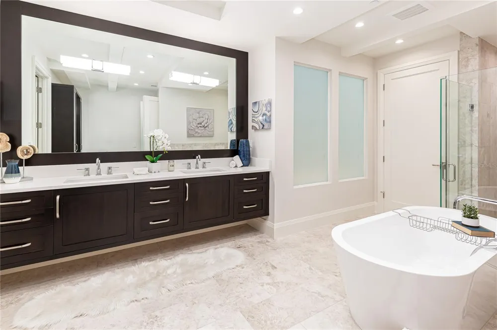 125 S INTERLACHEN AVENUE #2 Winter Park, FL 32789