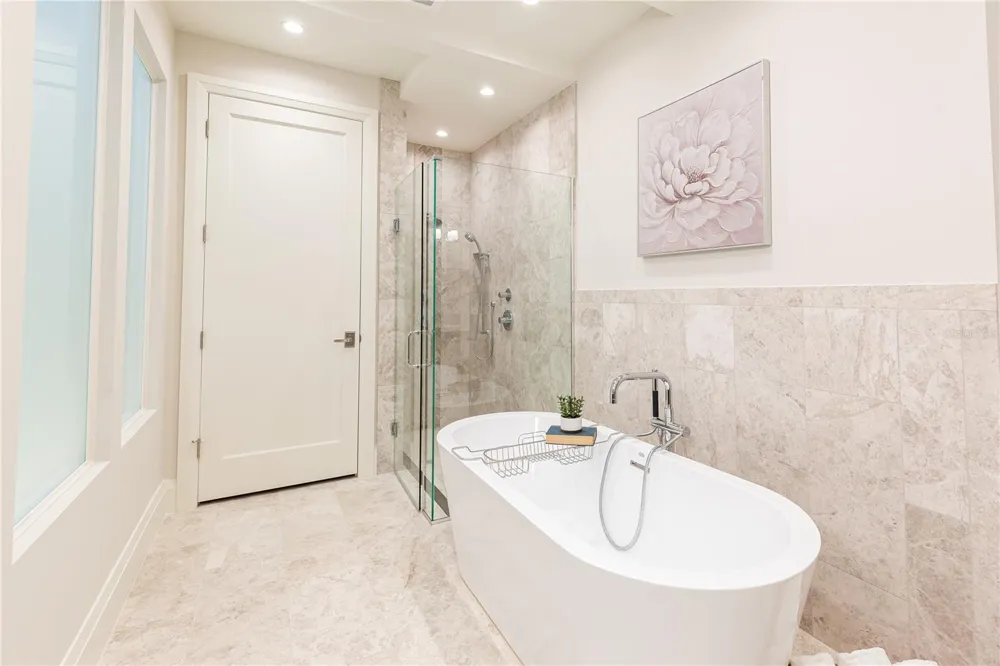 125 S INTERLACHEN AVENUE #2 Winter Park, FL 32789