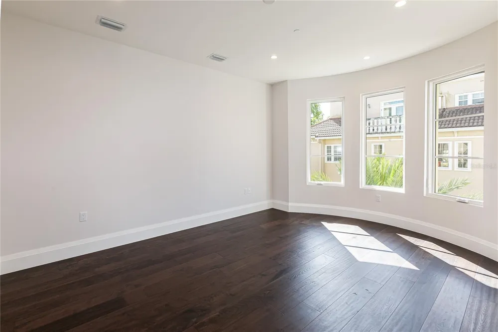 125 S INTERLACHEN AVENUE #2 Winter Park, FL 32789