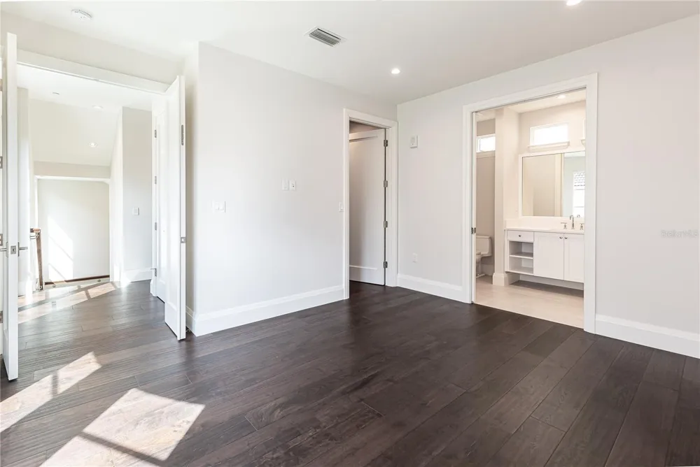 125 S INTERLACHEN AVENUE #2 Winter Park, FL 32789