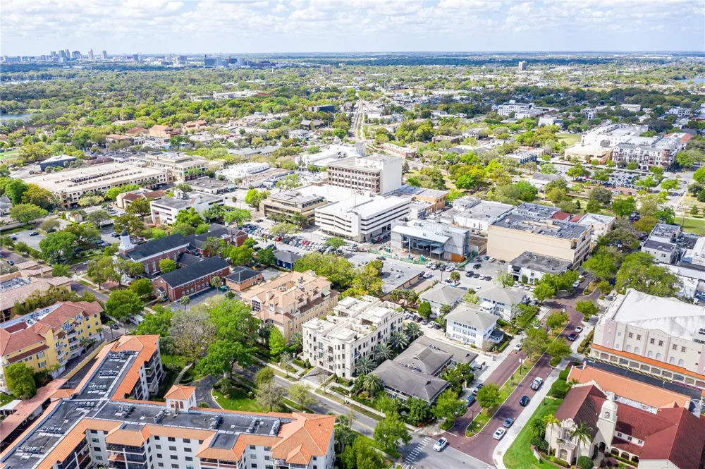 125 S INTERLACHEN AVENUE #2 Winter Park, FL 32789