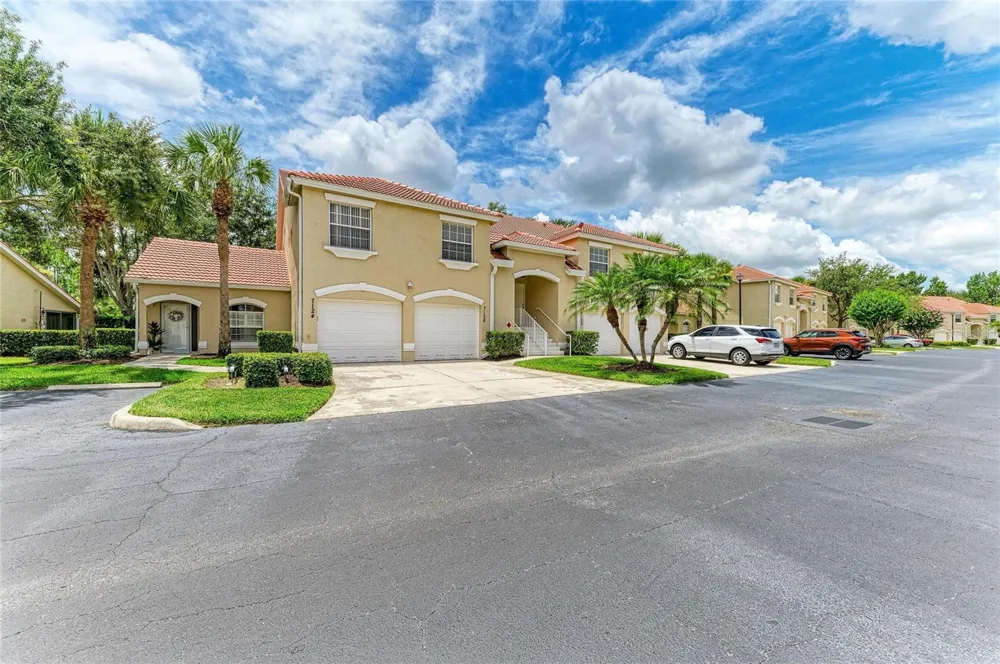 7126 CEDAR HOLLOW CIRCLE Bradenton, FL 34203