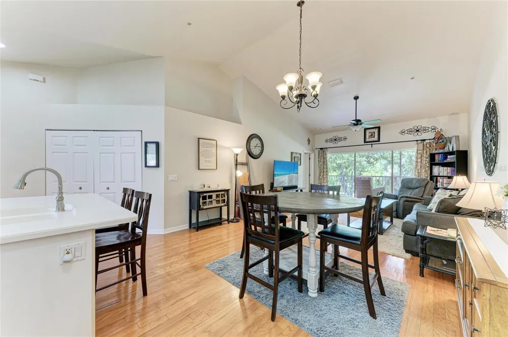 7126 CEDAR HOLLOW CIRCLE Bradenton, FL 34203