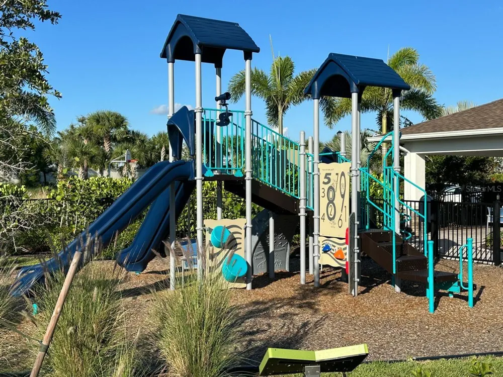 12760 LATERAL ROOT DRIVE Sarasota, FL 34238