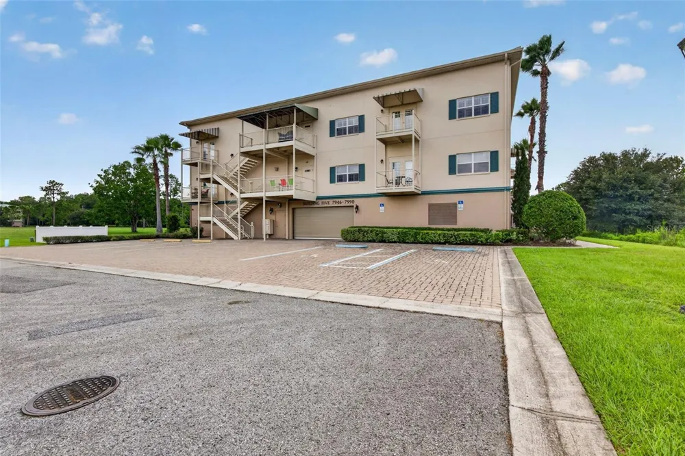 7980 SOUTHERN PINES DRIVE Brooksville, FL 34601