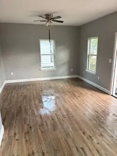 114 E Oak Street Whitewright, TX 75491