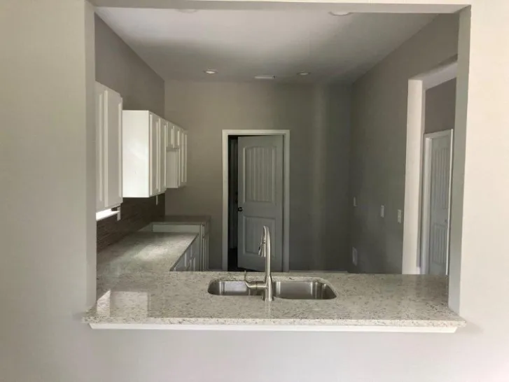 114 E Oak Street Whitewright, TX 75491