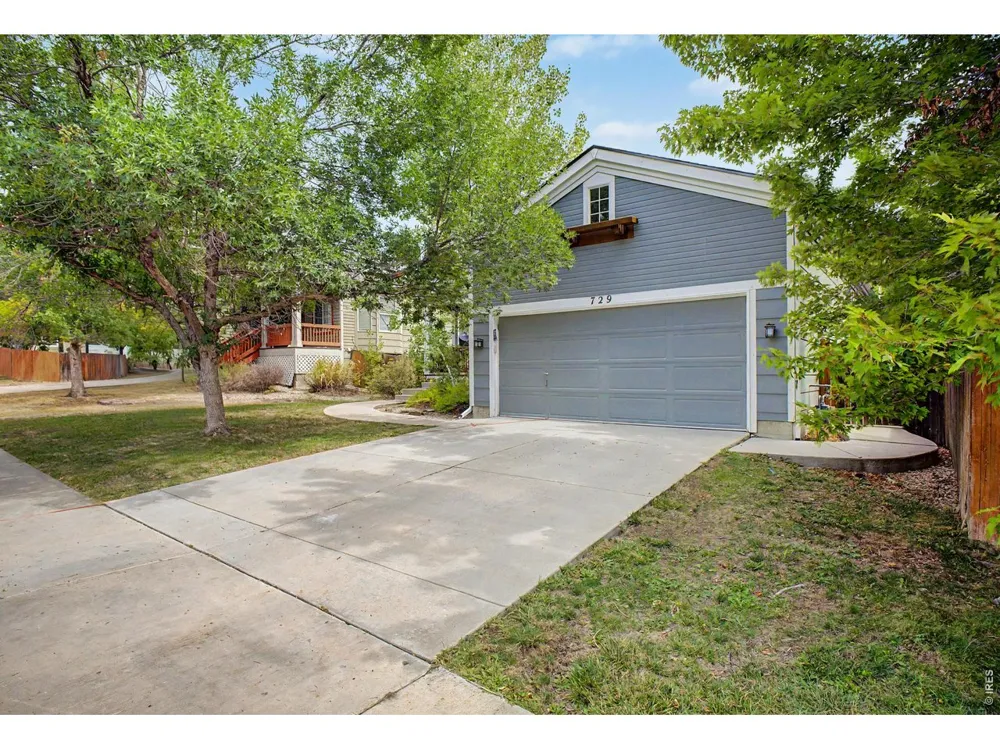 729 Mathews Circle Erie, CO 80516