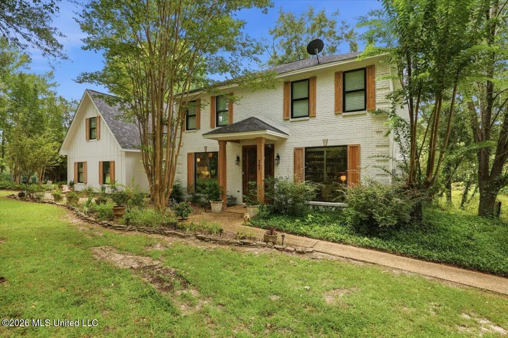 145 Wynndale Lake Road Terry, MS 39170