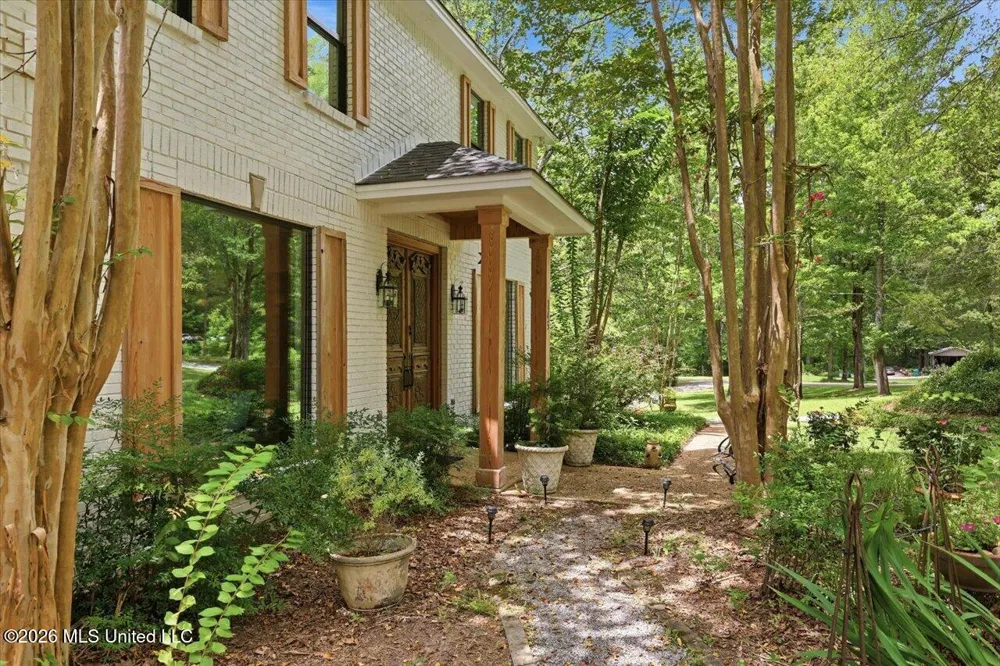 145 Wynndale Lake Road Terry, MS 39170