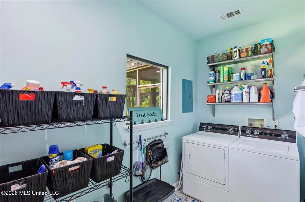 145 Wynndale Lake Road Terry, MS 39170