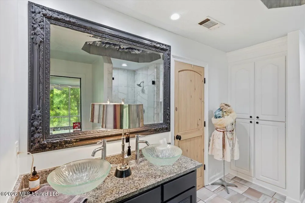 145 Wynndale Lake Road Terry, MS 39170