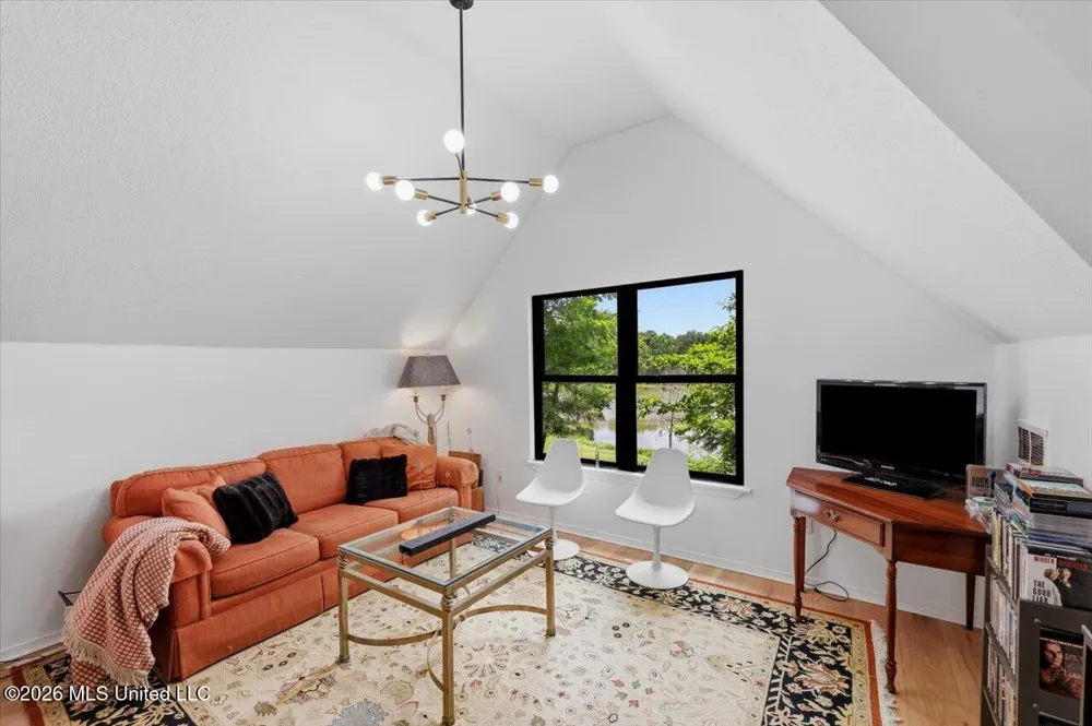 145 Wynndale Lake Road Terry, MS 39170