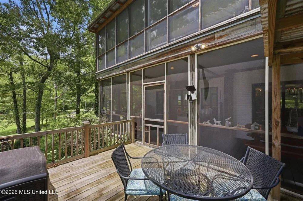 145 Wynndale Lake Road Terry, MS 39170