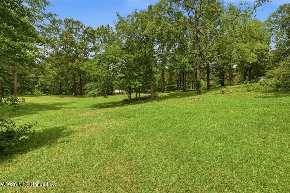 145 Wynndale Lake Road Terry, MS 39170