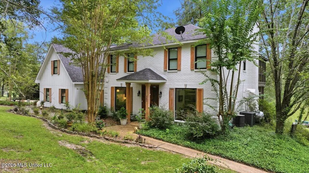 145 Wynndale Lake Road Terry, MS 39170