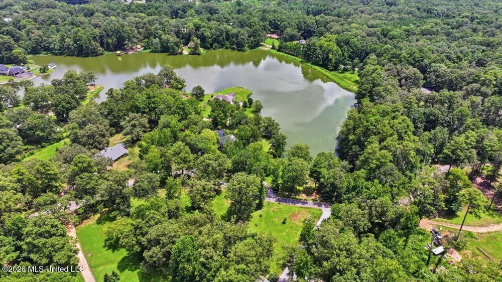 145 Wynndale Lake Road Terry, MS 39170