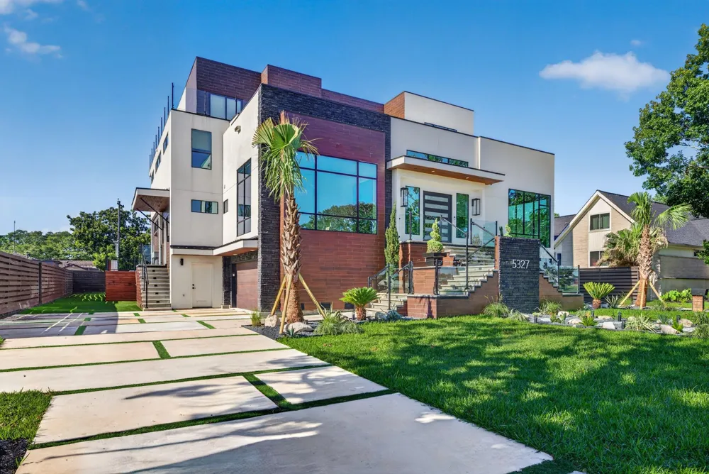 5327 S Braeswood Boulevard Houston, TX 77096