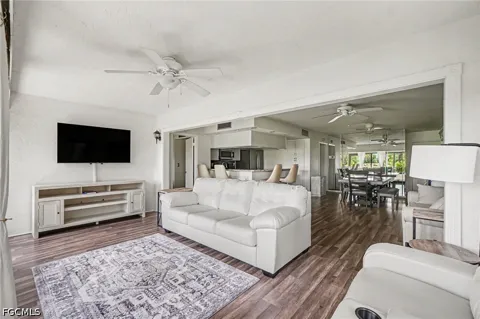 Trailwinds Drive #412