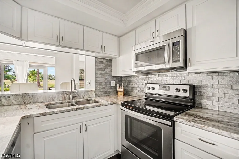 Trailwinds Drive #412 Fort Myers, FL 33907