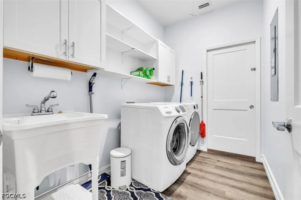 Belding Drive Sanibel, FL 33957