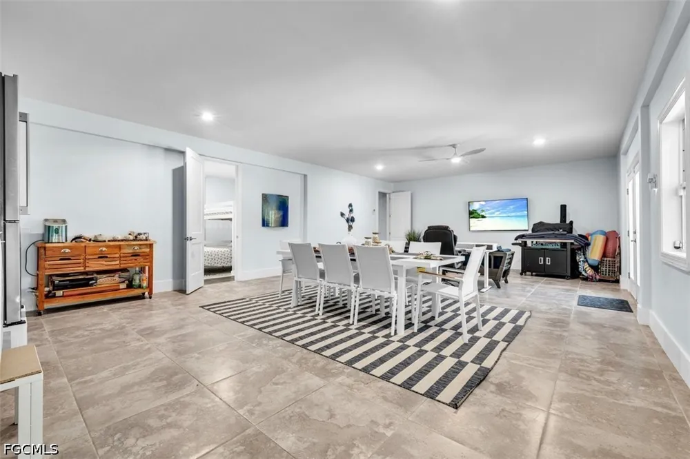 Belding Drive Sanibel, FL 33957