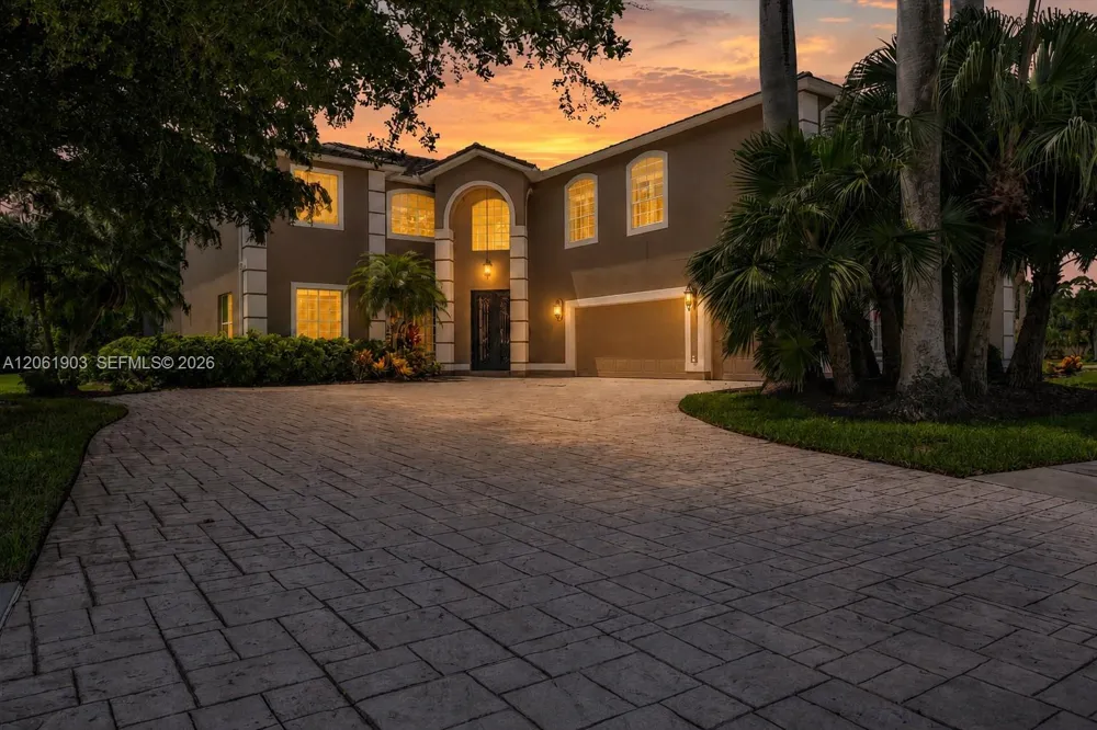 12898 Kedleston Circle Fort Myers, FL 33912