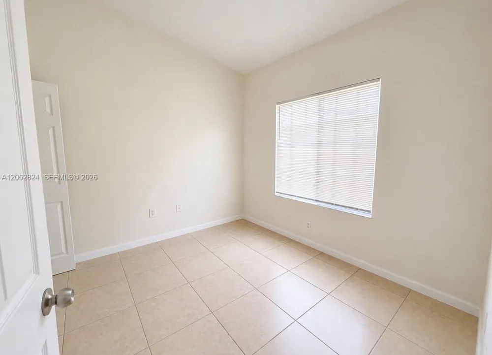 3864 SW 48th Ave #3864 Hollywood, FL 33023
