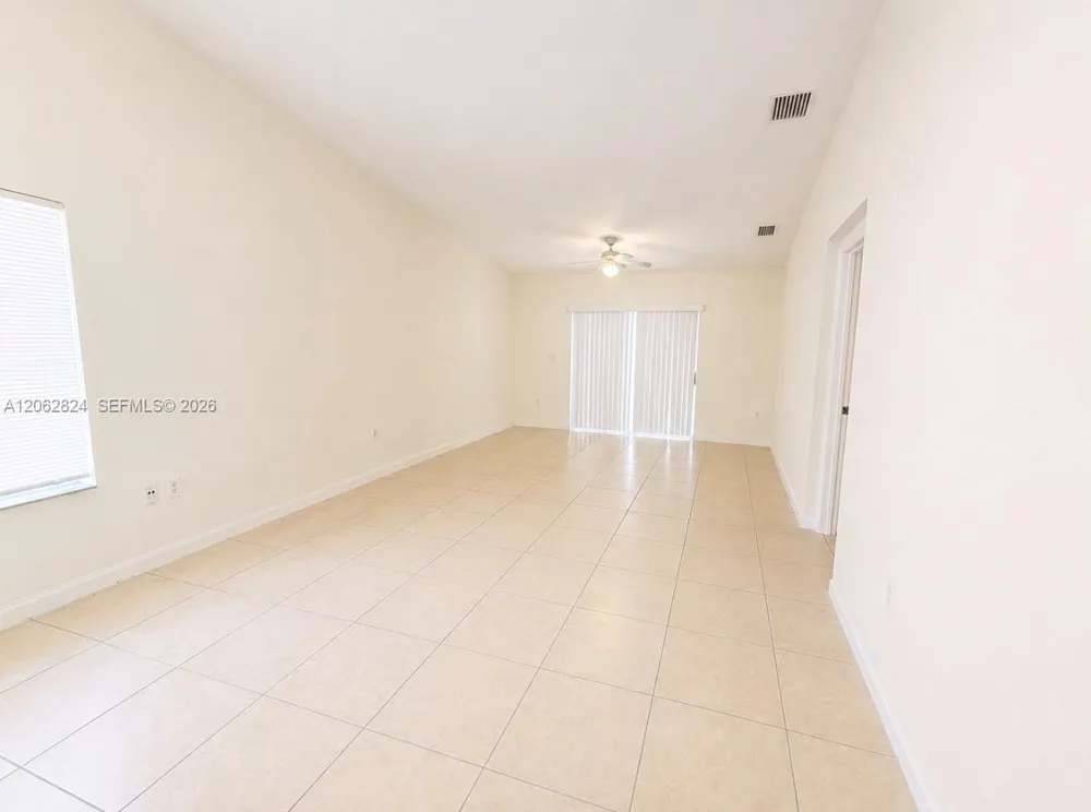 3864 SW 48th Ave #3864 Hollywood, FL 33023