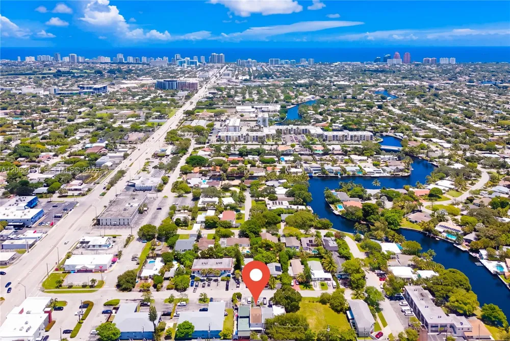 3037 NE 13th Ave Oakland Park, FL 33334