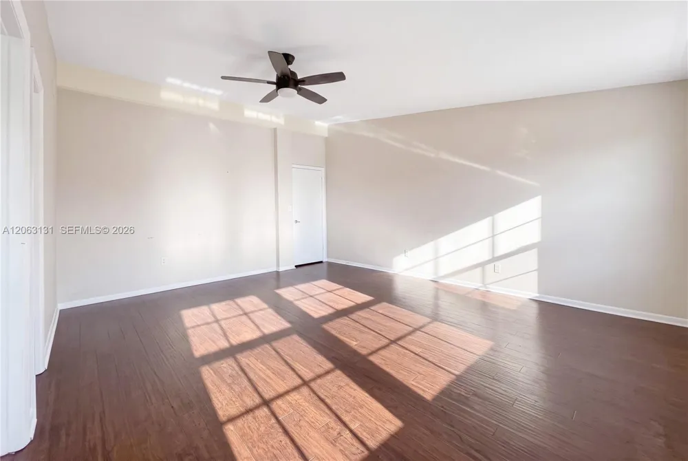 3037 NE 13th Ave Oakland Park, FL 33334