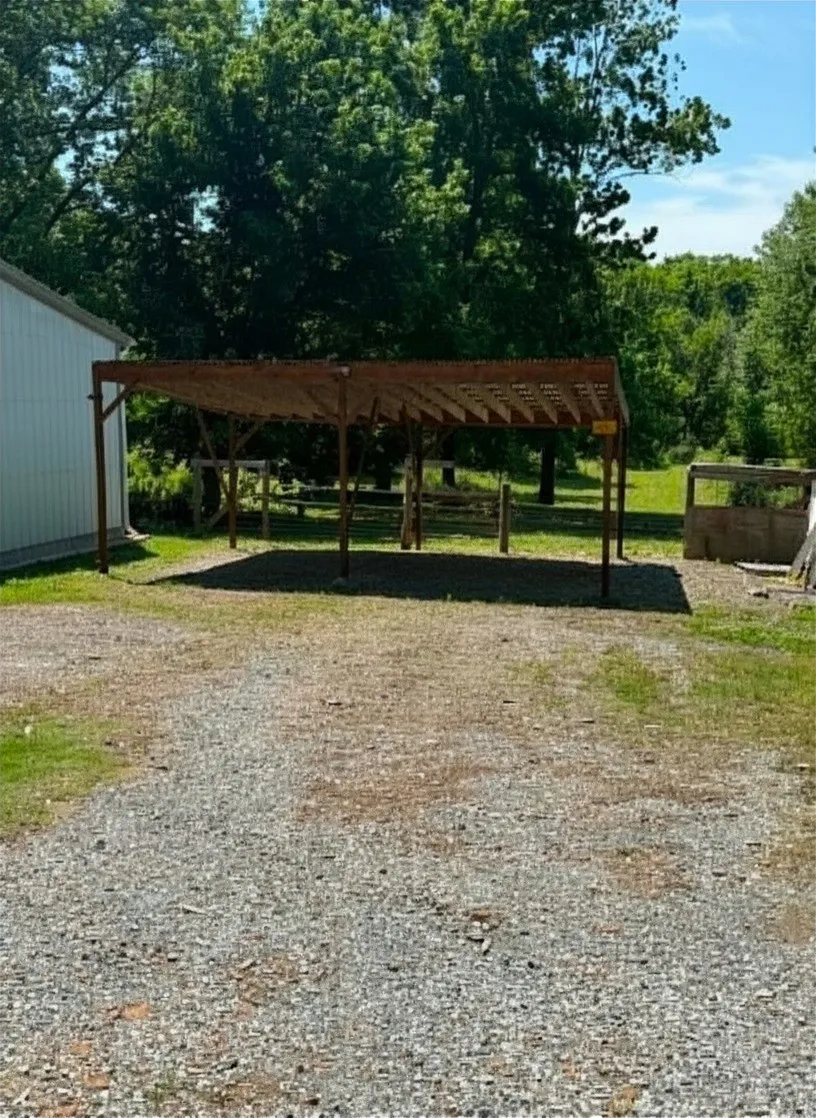 2267 Leatherwood Rd Stewart, TN 37175