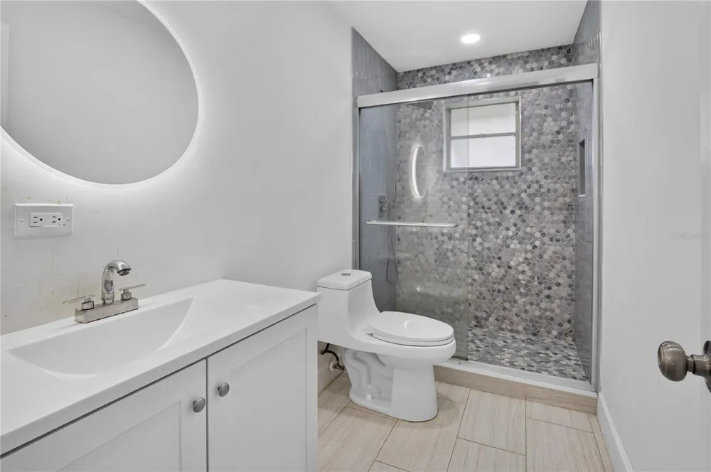 719 SW 18TH STREET Boynton Beach, FL 33426