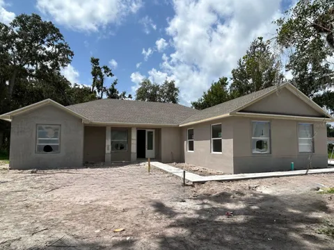 1022 BRIARWOOD DRIVE
