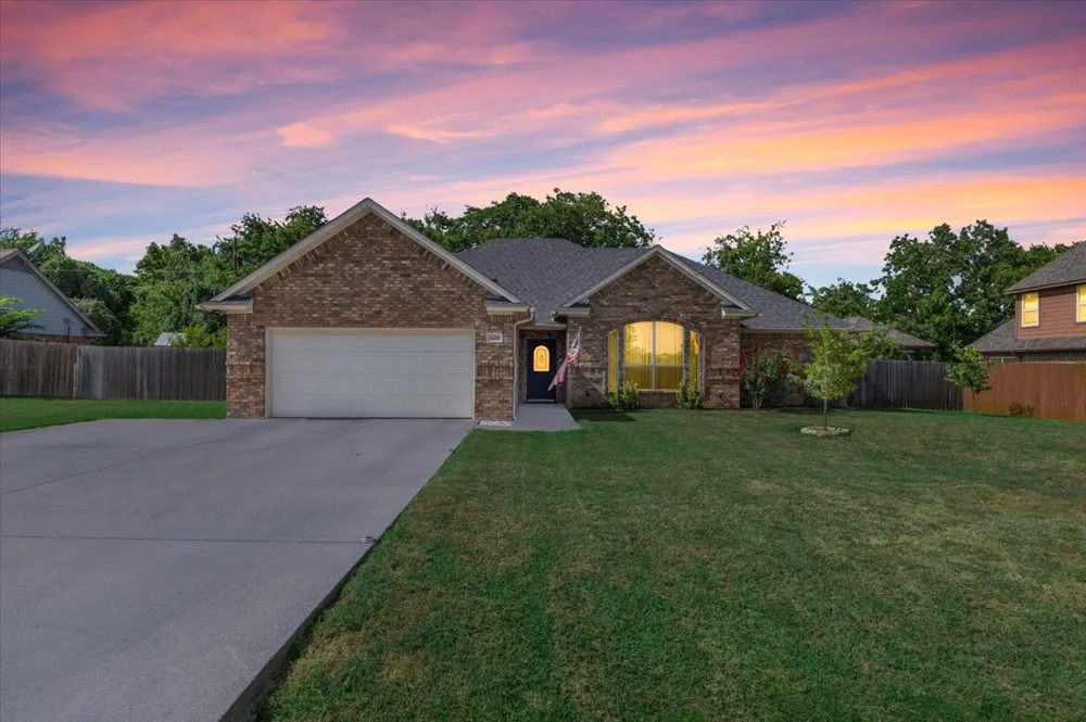409 Edgewood Terrace Boyd, TX 76023
