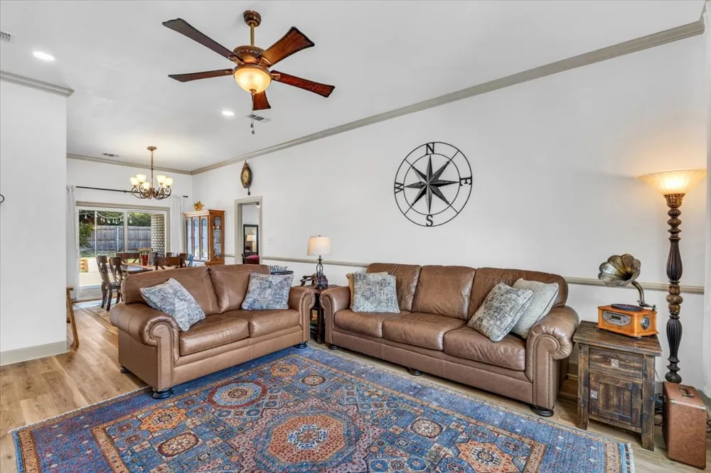 409 Edgewood Terrace Boyd, TX 76023