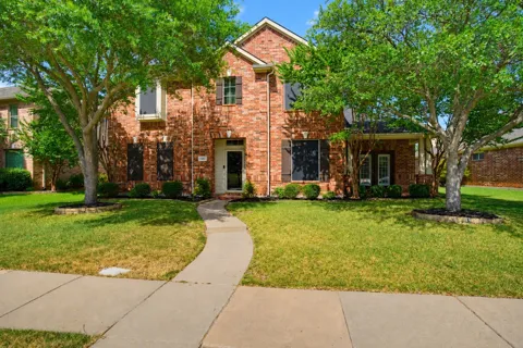1402 Bradford Trace Drive