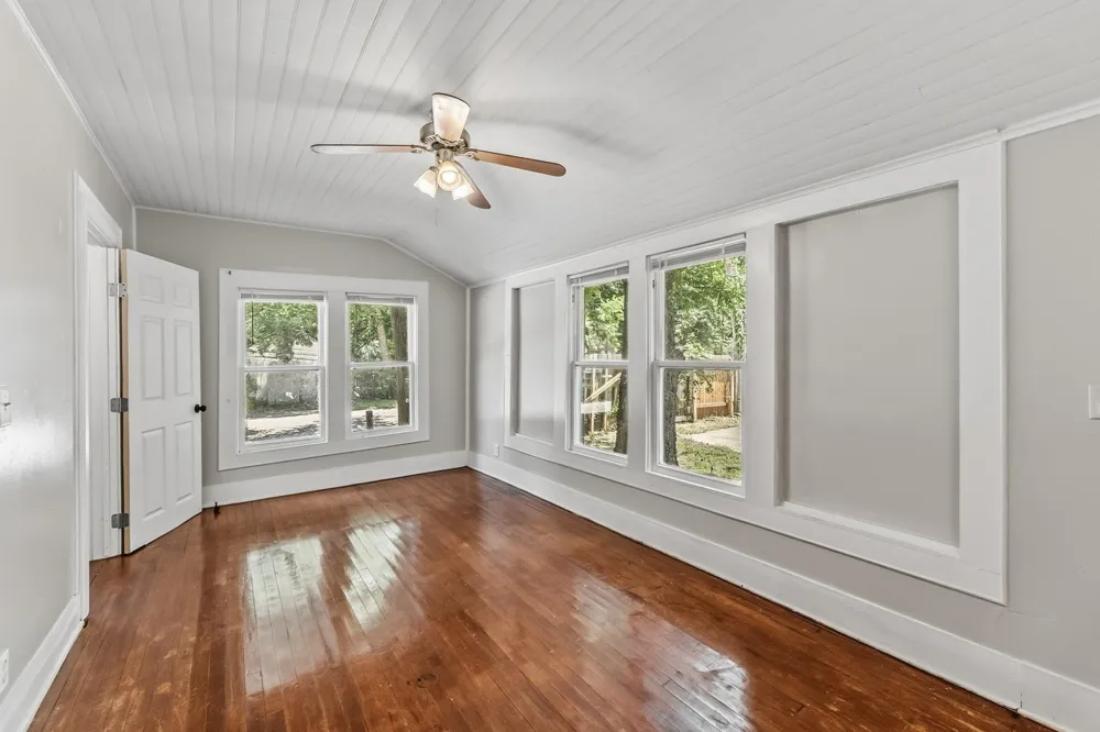 522 E Morris Street Madisonville, TX 77864