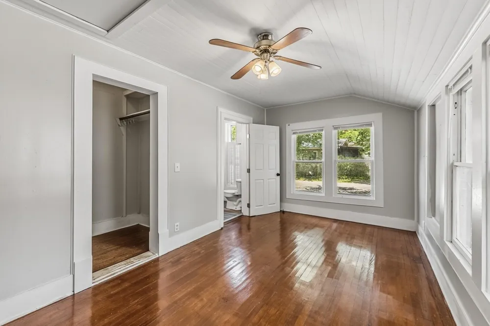 522 E Morris Street Madisonville, TX 77864