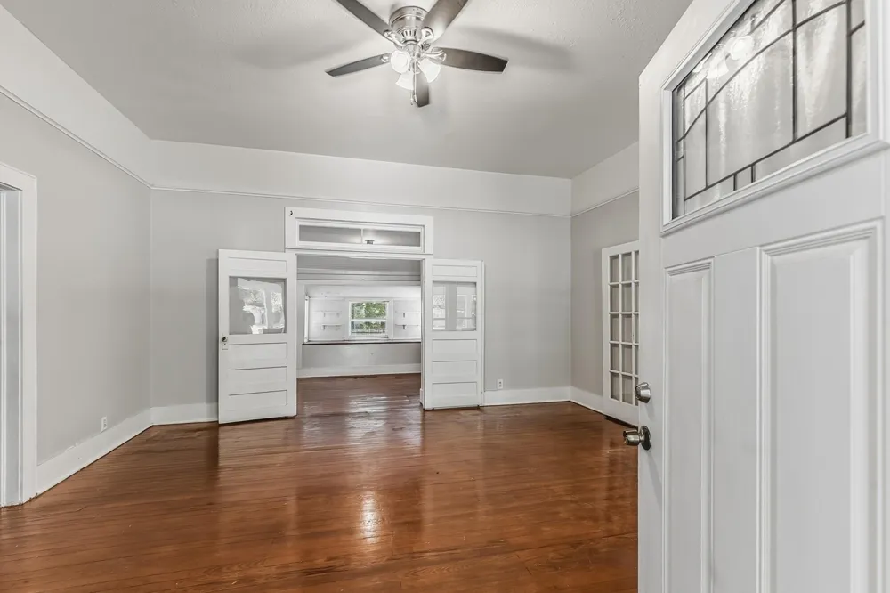 522 E Morris Street Madisonville, TX 77864