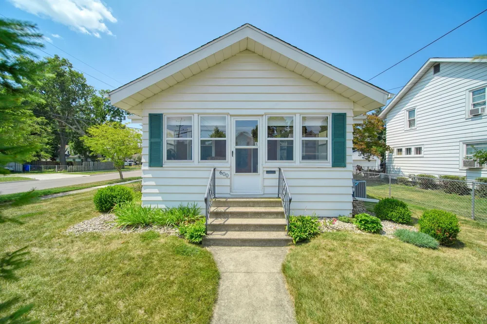 600 Pleasant Street Jackson, MI 49202