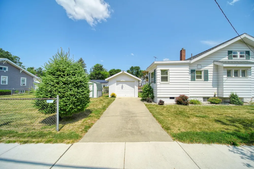 600 Pleasant Street Jackson, MI 49202