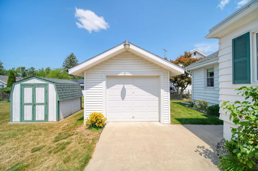 600 Pleasant Street Jackson, MI 49202