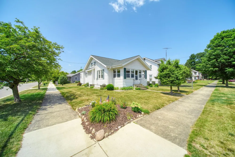 600 Pleasant Street Jackson, MI 49202