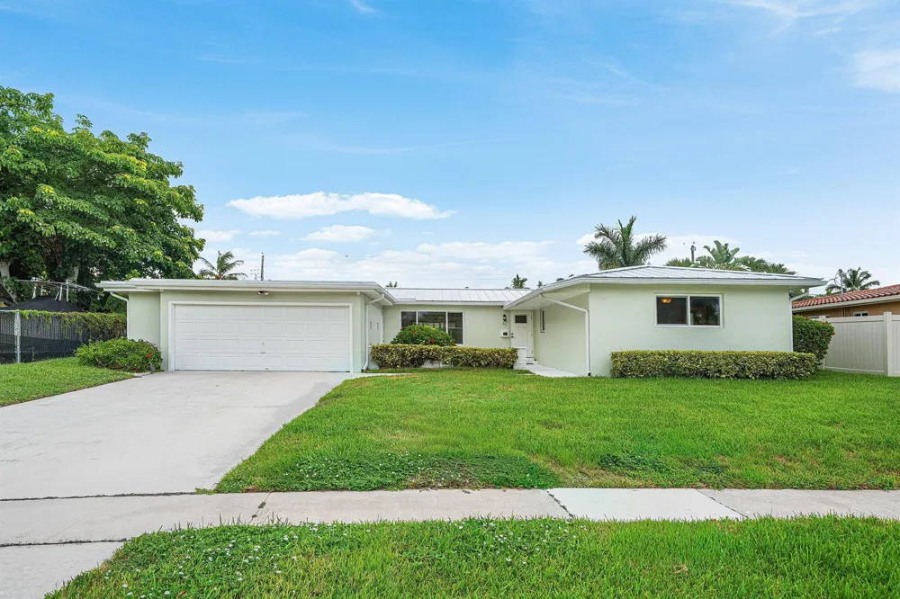 311 NE 23RD WAY Boca Raton, FL 33431