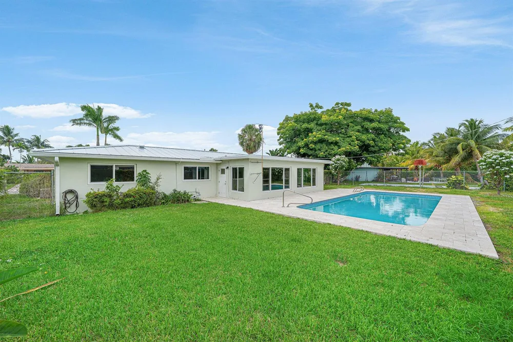 311 NE 23RD WAY Boca Raton, FL 33431