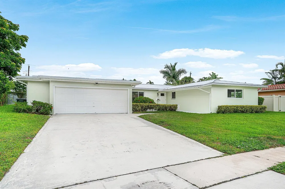 311 NE 23RD WAY Boca Raton, FL 33431