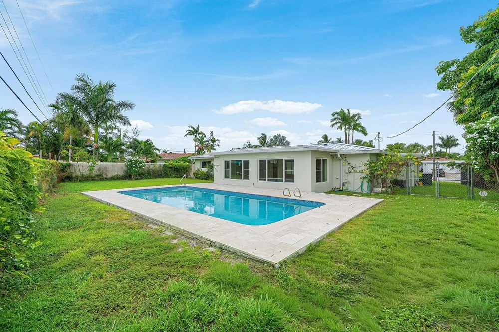311 NE 23RD WAY Boca Raton, FL 33431