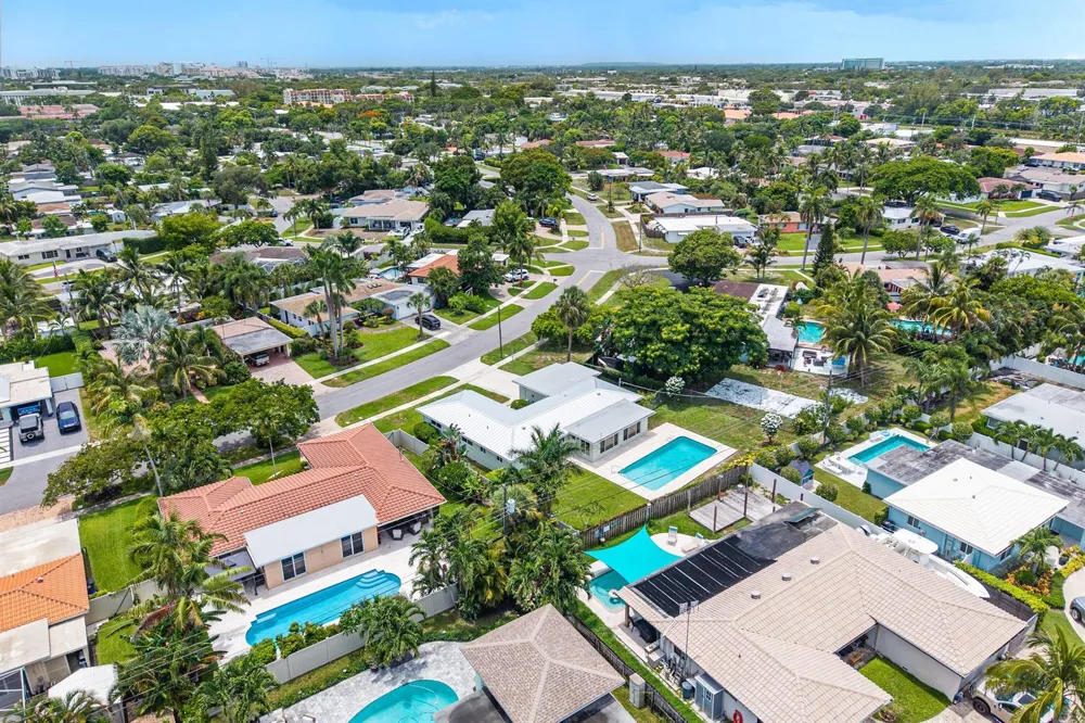 311 NE 23RD WAY Boca Raton, FL 33431